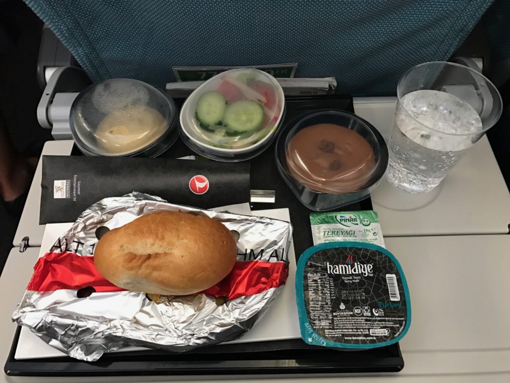 What Kind Of Food Does Turkish Airlines Serve In Longhaul Economy