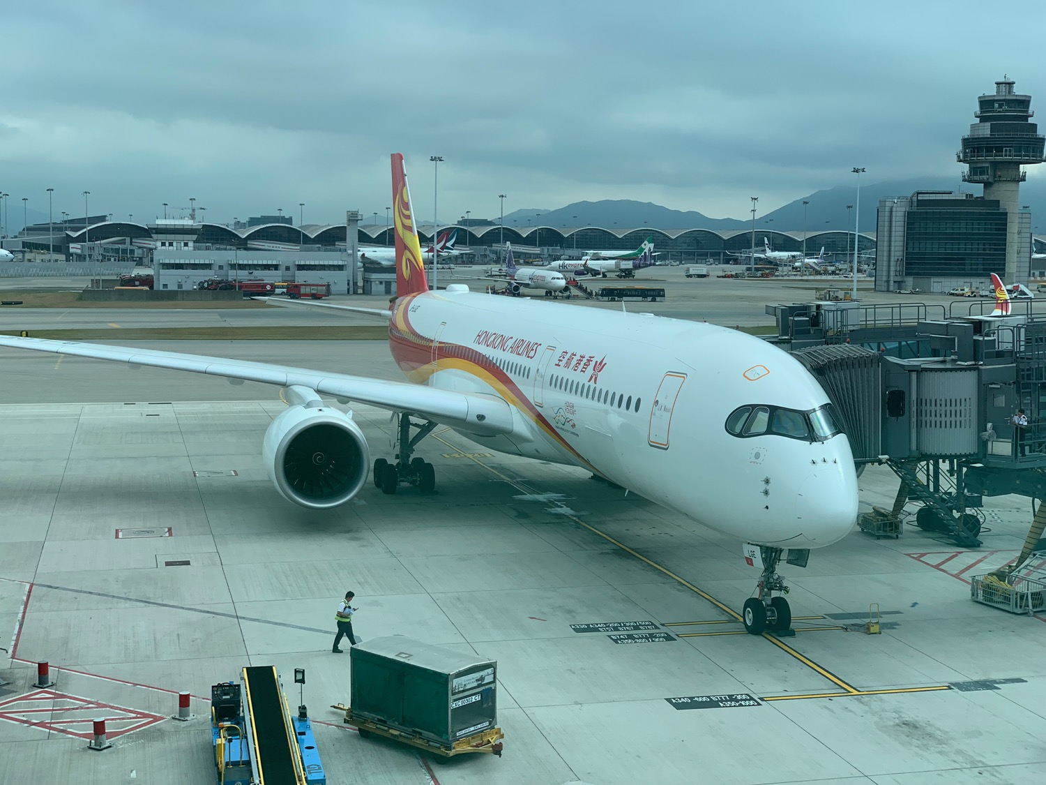 Review Hong Kong Airlines New A Business Class Hong Kong To Los