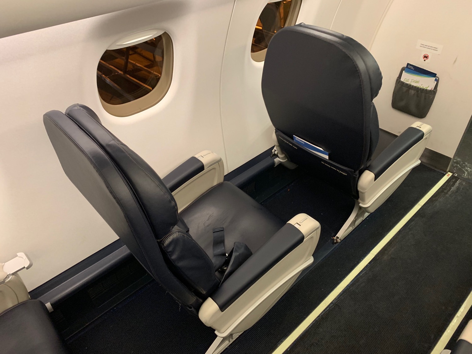 Review Alaska Airlines Horizon E 175 First Class Burbank To Seattle