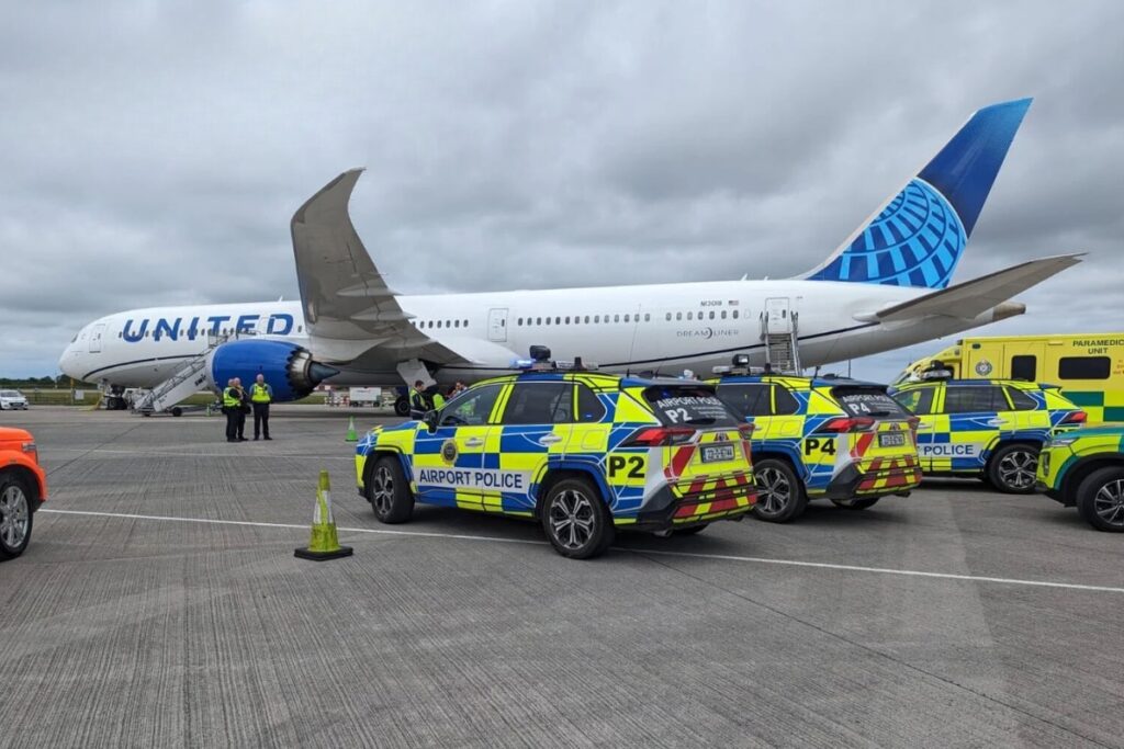 Double Whammy United Airlines Flight Diverts Due To Disruptive