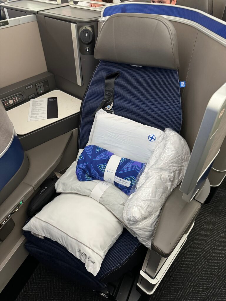 Review United Airlines Polaris Business Class Icn Sfo Live