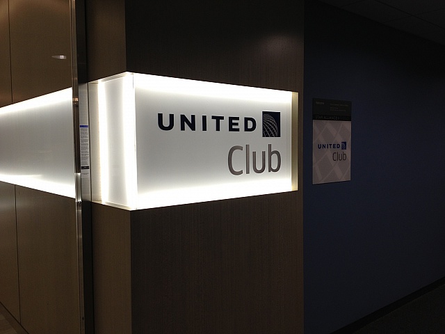 5 Reasons to Purchase a United Club One-Time Pass - Live and Let's Fly