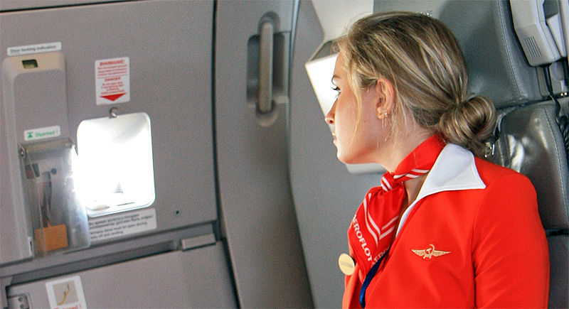20 Things Flight Attendants Are Never Allowed to Do