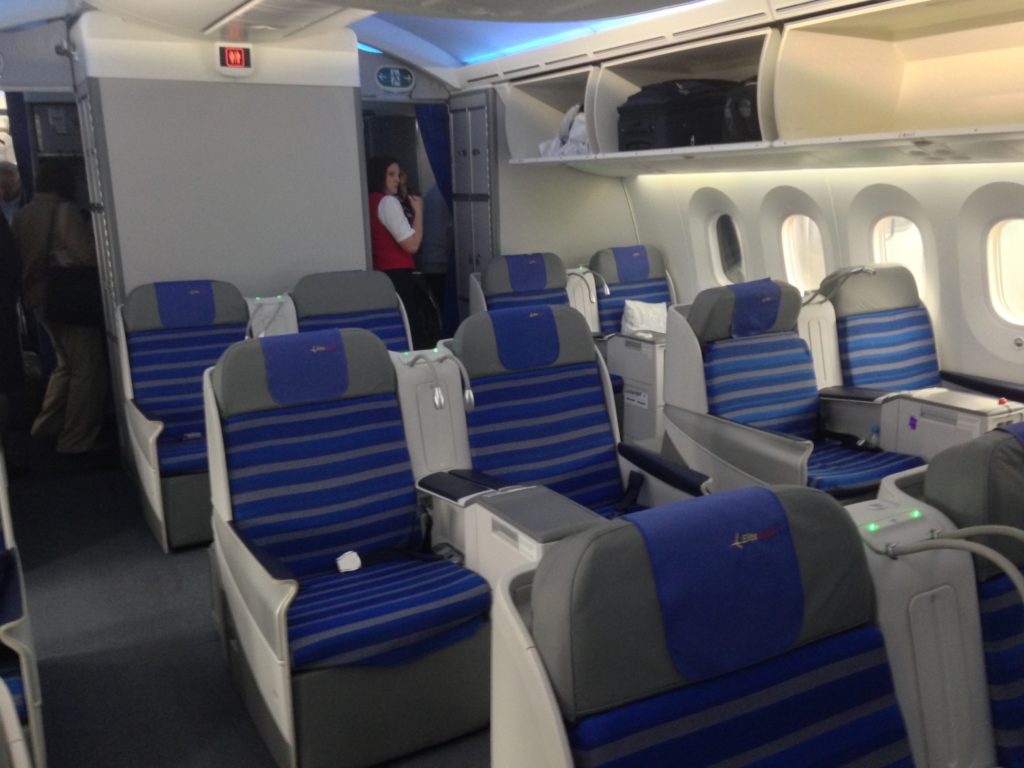 Review: LOT 787 Business Class Chicago to Warsaw - Live and Let's Fly