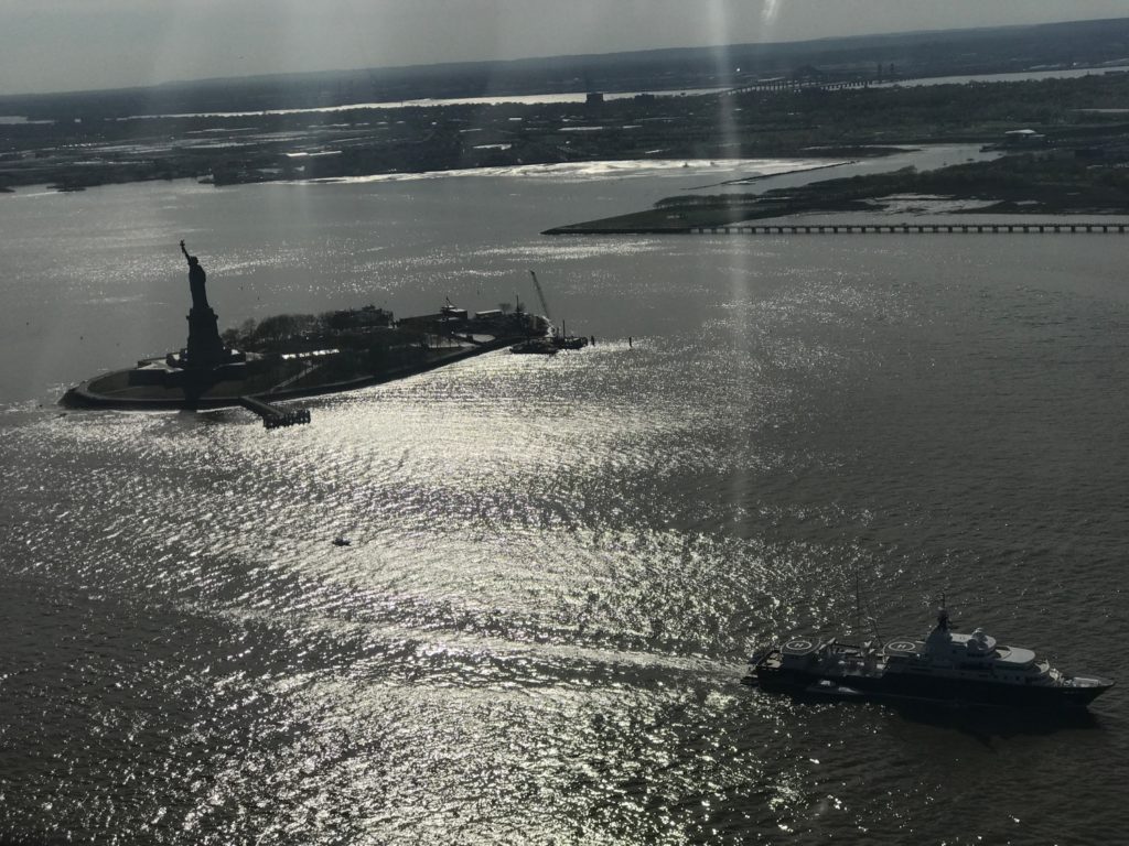 Review Blade Helicopter from Manhattan to Newark Airport Live and