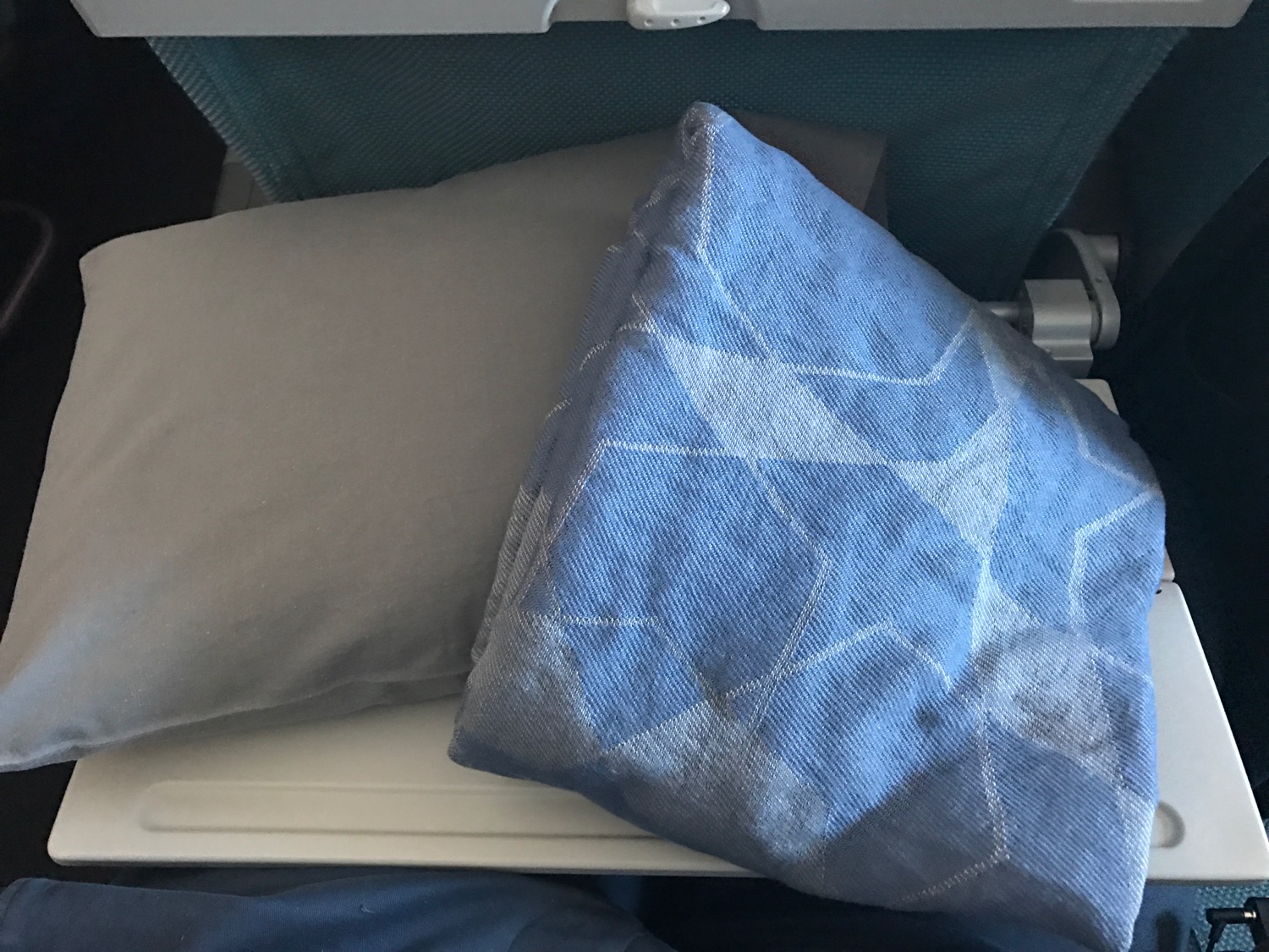 Turkish Airlines Economy Class Recenze 777-300 - 47