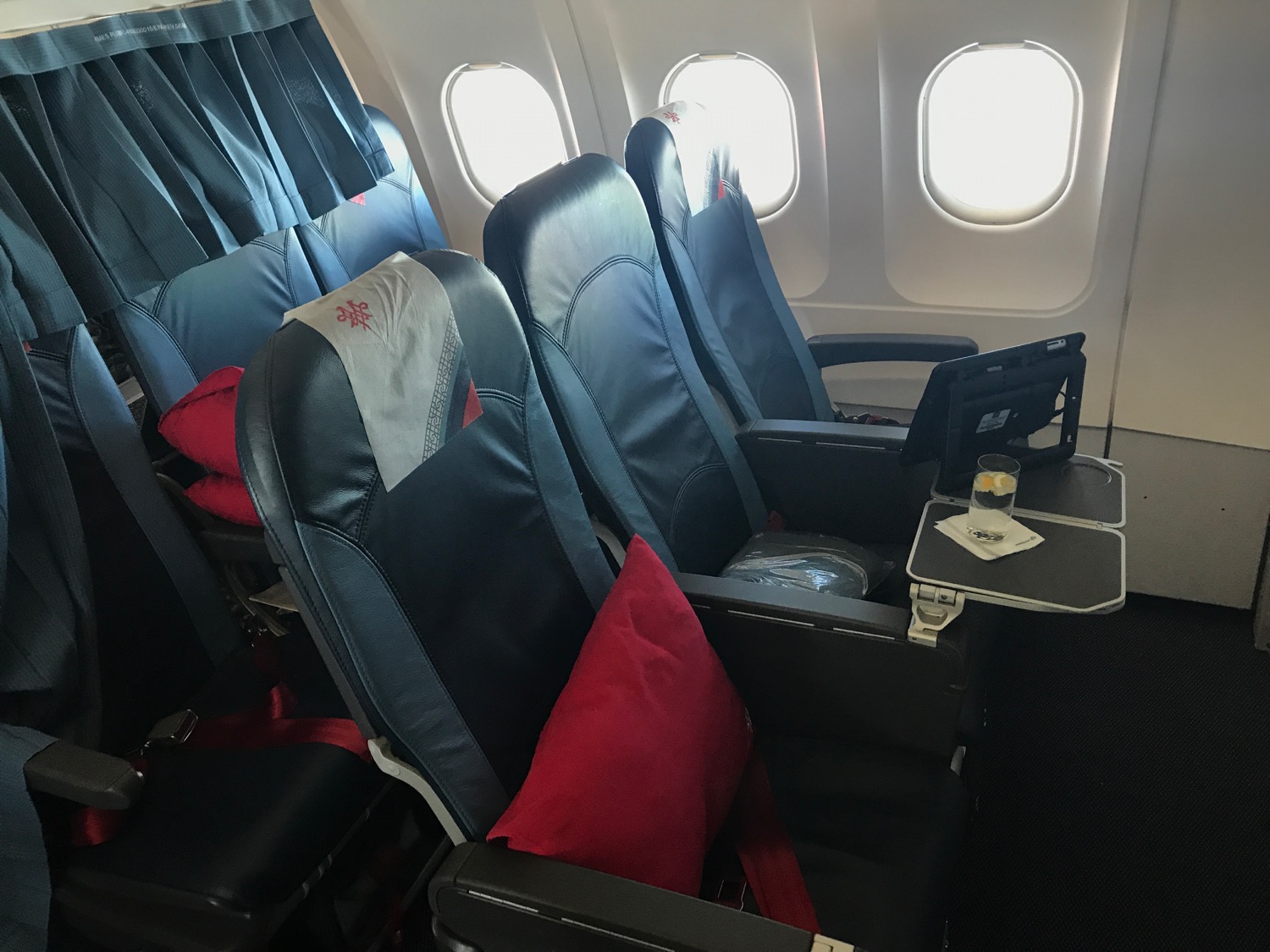 Review: Air Serbia A320 Business Class from London to Belgrade - Live ...