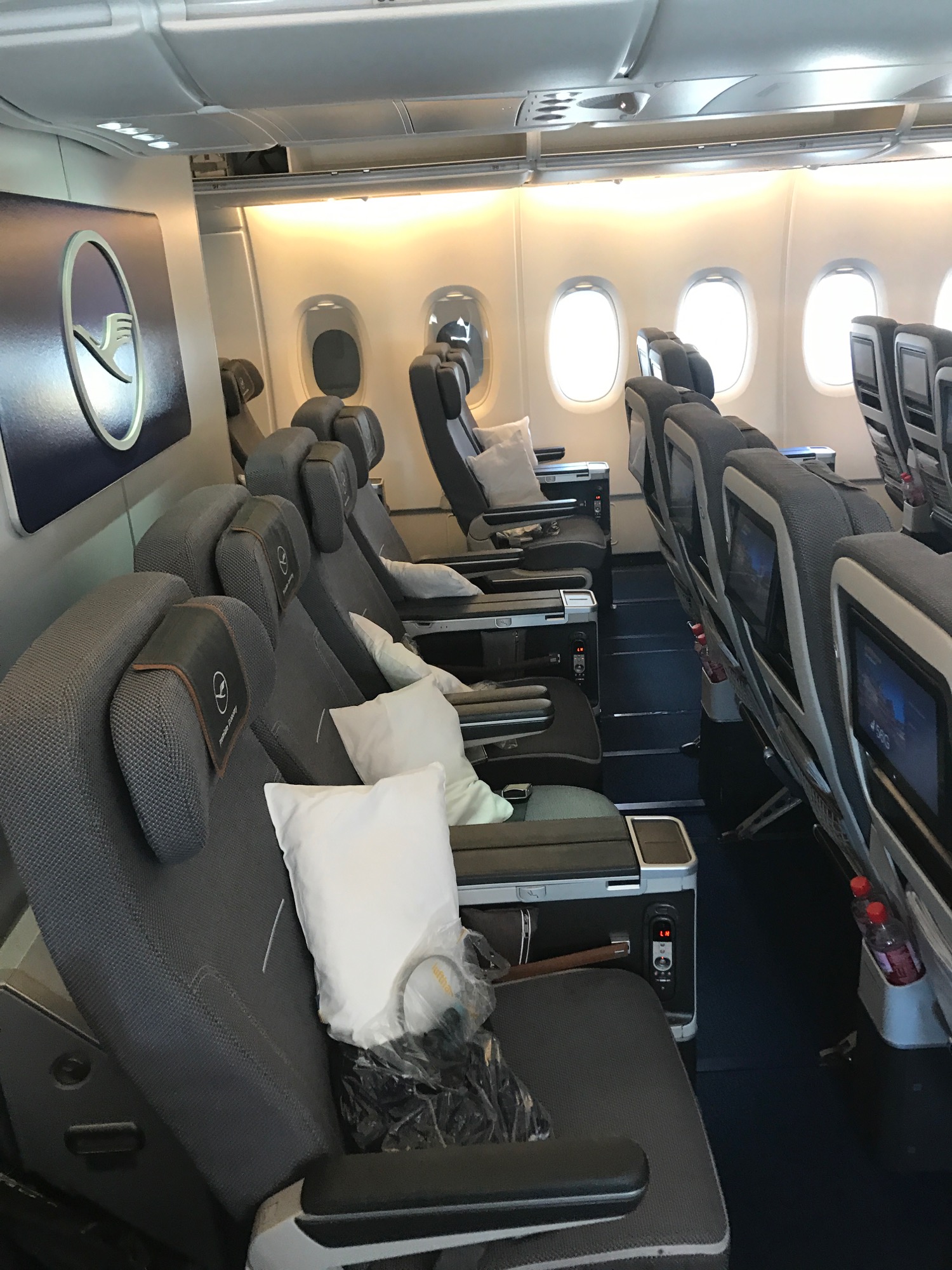 Review: Lufthansa A380 Premium Economy Los Angeles To Frankfurt - Live ...