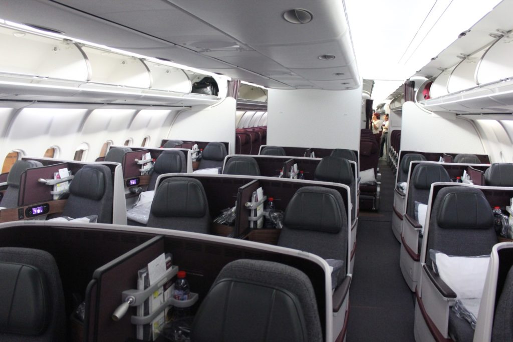 Review: Qatar Airways A340 Business Class Doha To Colombo - Live and ...