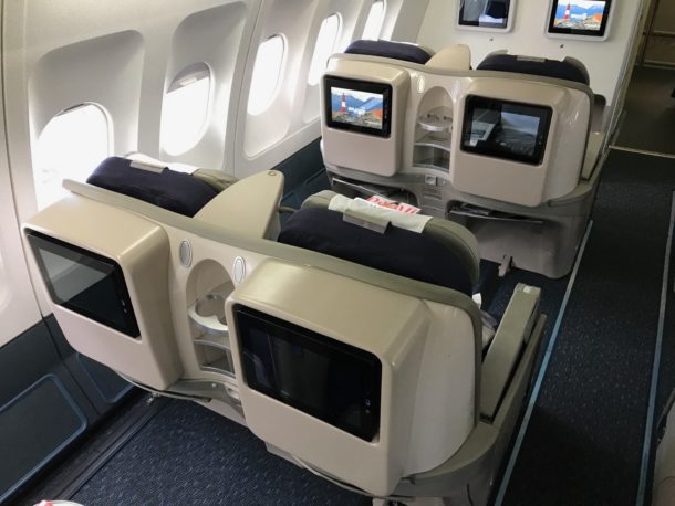 Review: Aerolineas Argentinas A340 Business Class Cancún to Buenos ...