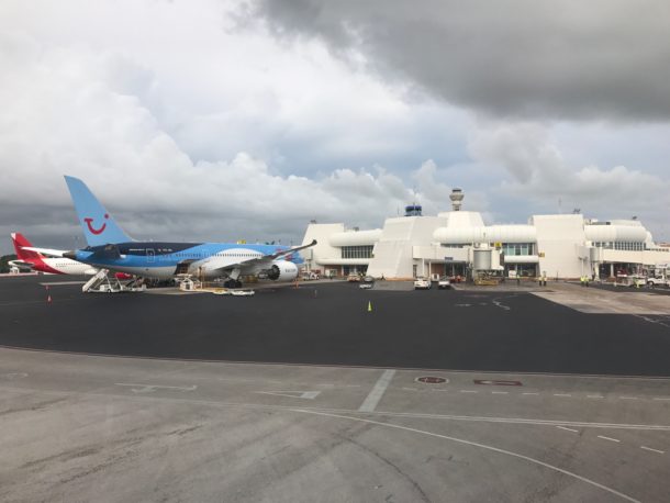 Review: Aerolineas Argentinas A340 Business Class Cancún to Buenos ...