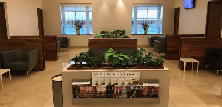 Aeromexico Lounge Cancun Review