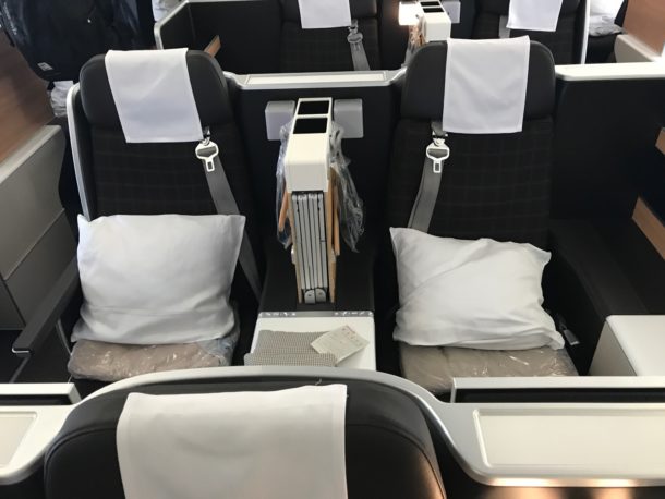 Review: SWISS 777-300ER Business Class Los Angeles to Zurich - Live and ...