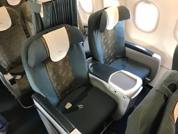 Review: Vietnam Airlines A321 Economy Class Bangkok to Ho Chi Minh City ...