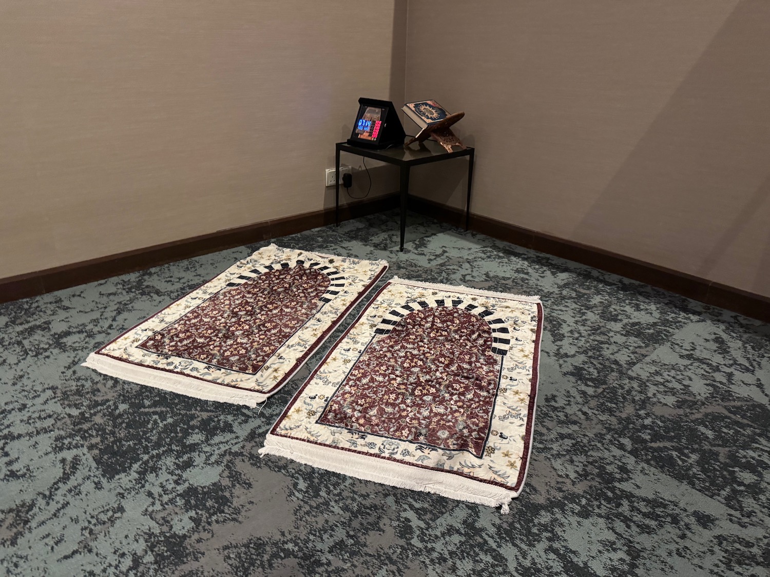 a rugs on the floor