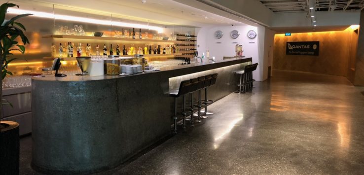 Qantas Lounge Singapore Review