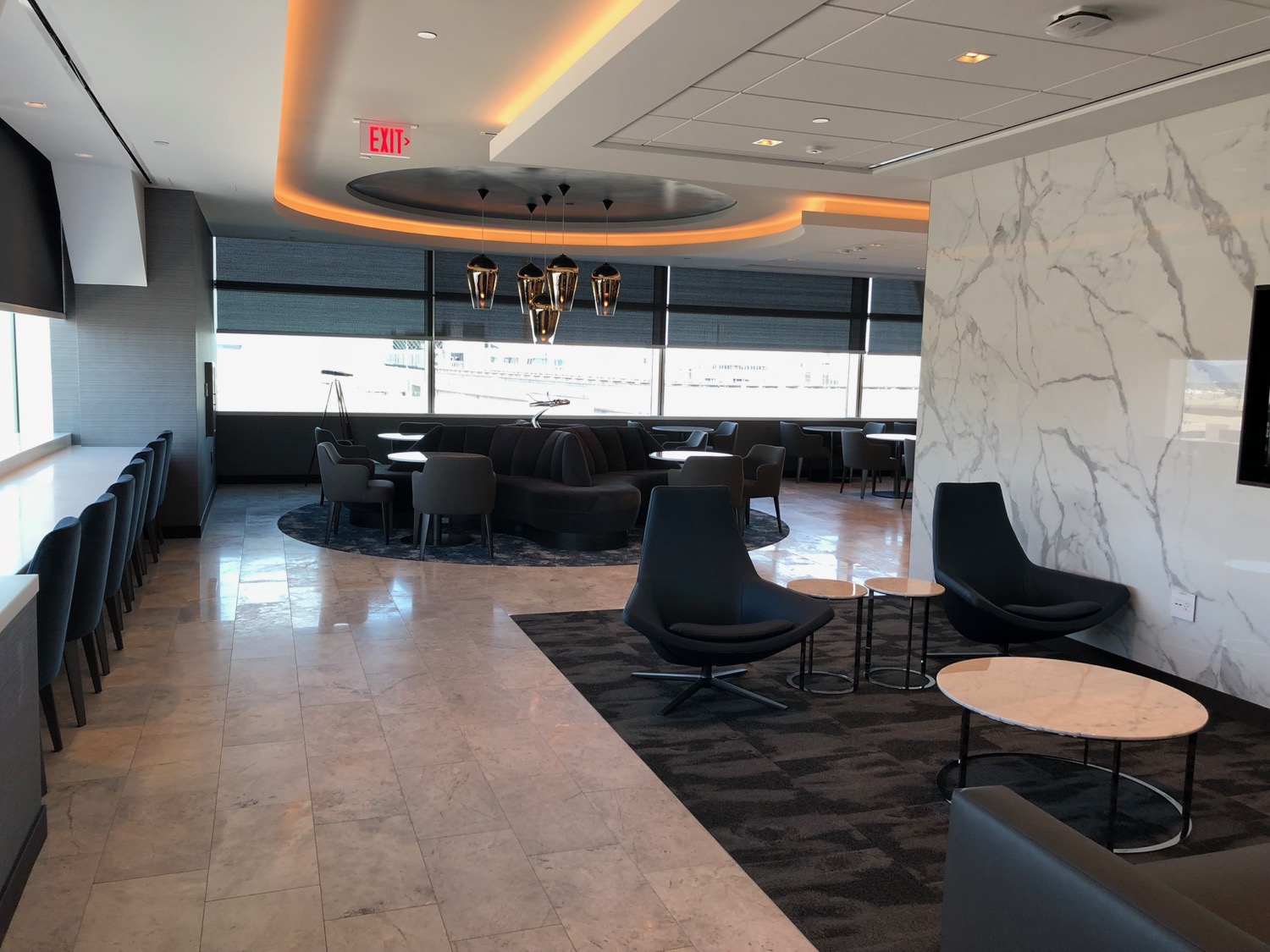 A "Real" Review of the United Polaris Lounge in SFO - Live and Let's Fly