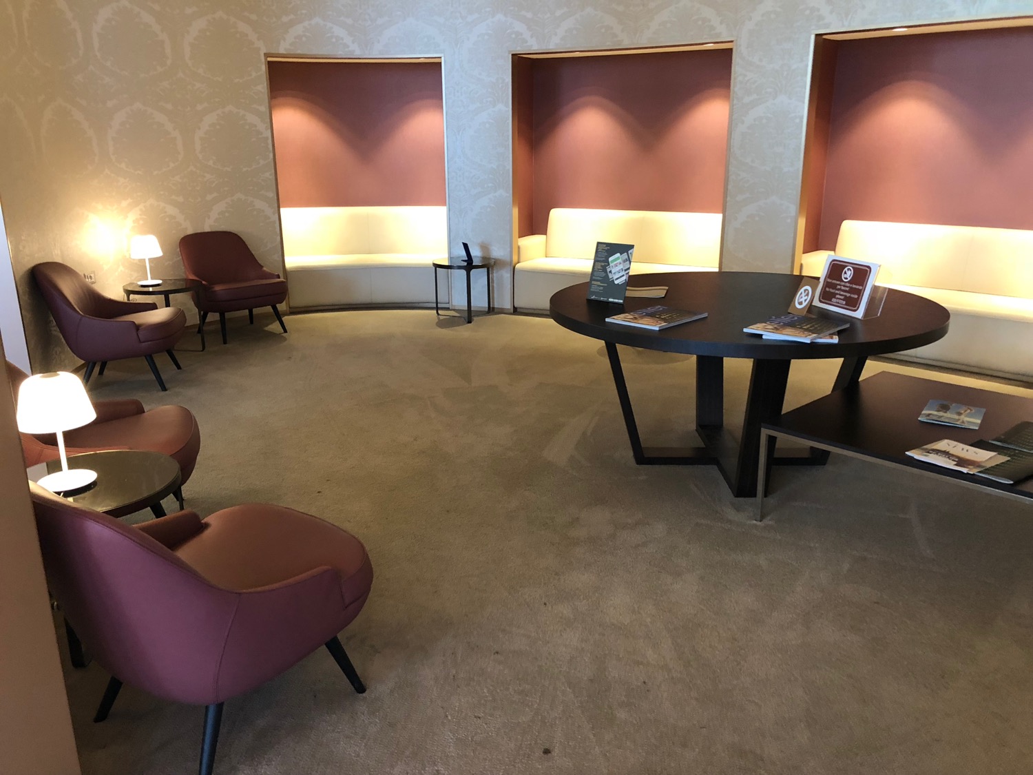 A Tremendous Priority Pass Lounge in Venice Live and Let's Fly