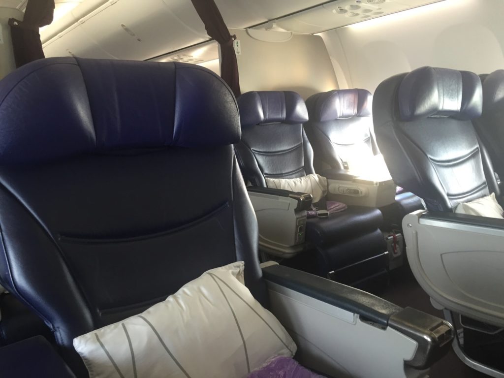 Review: Malaysia Airlines 737-800 Business Class Jakarta to Kuala ...