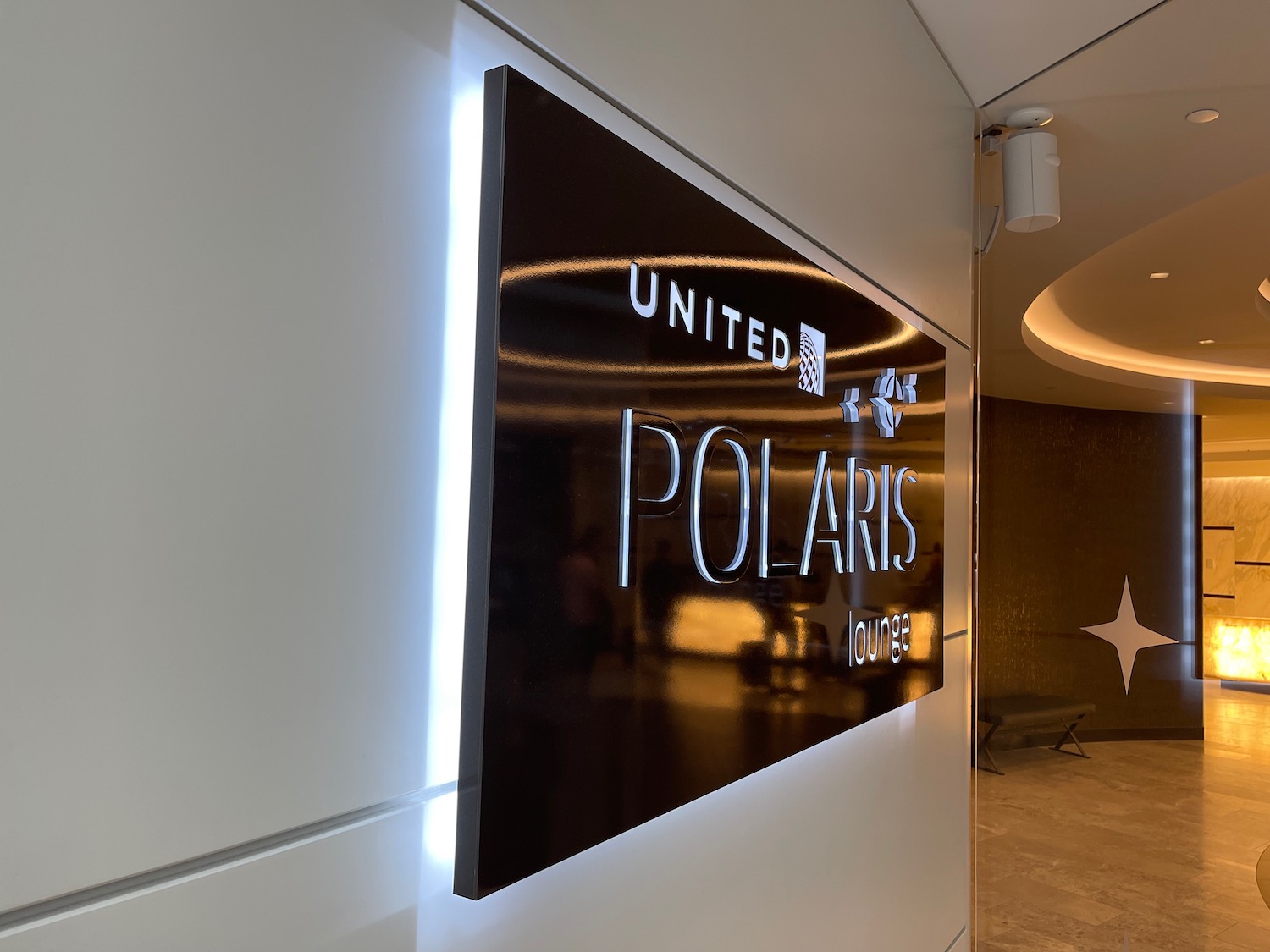 Review United Polaris Lounge Newark EWR Live and Let s Fly