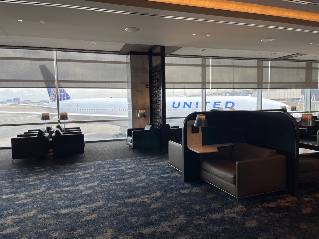 Review United Polaris Lounge Newark (EWR) Live and Let's Fly