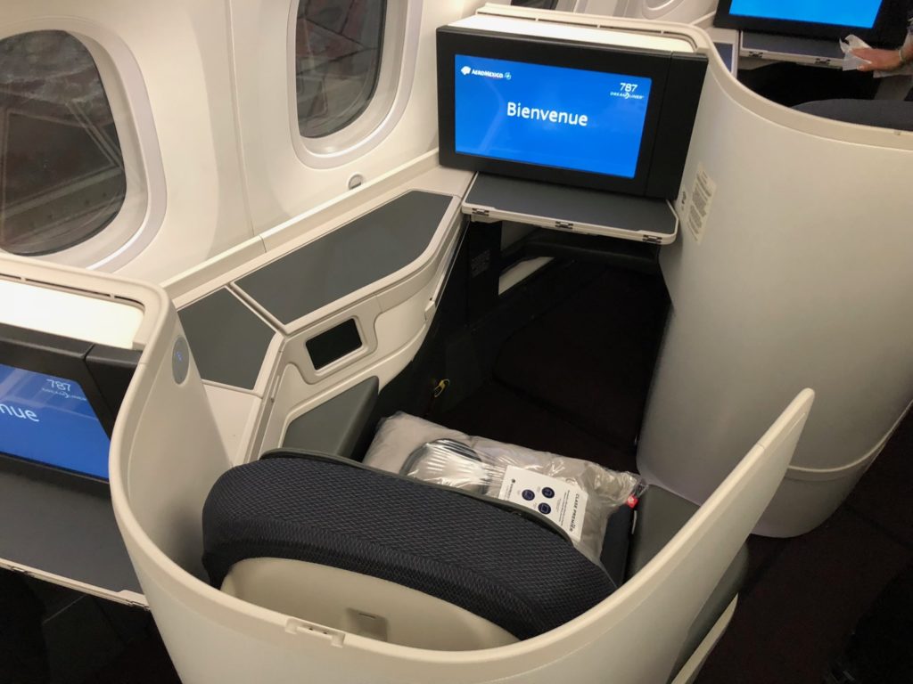 Review: Aeromexico 787-9 Business Class Mexico City To Paris - Live and ...