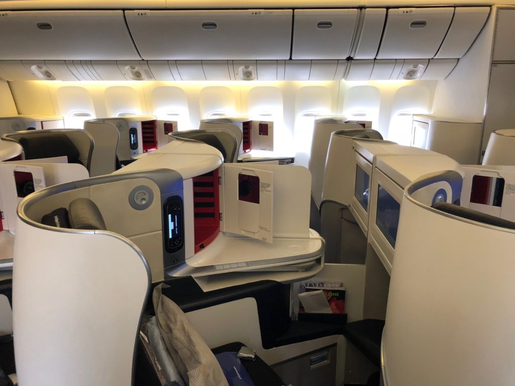 Review: Air France 777-300ER Business Class Paris To Dubai - Live and ...