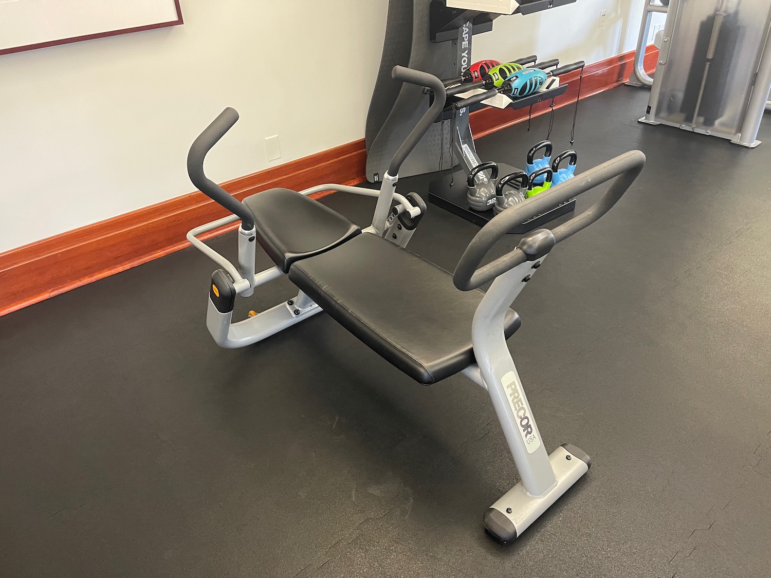 a exercise machine in a gym