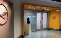 Lufthansa Senator Lounge Frankfurt Review