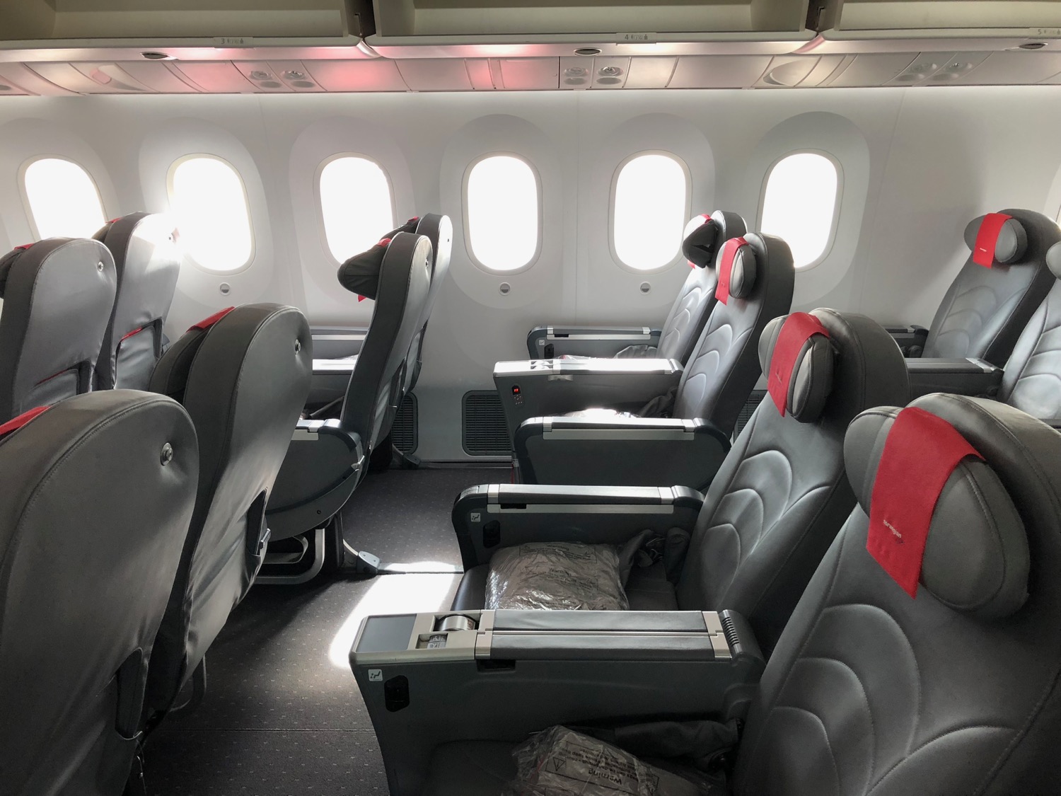 Review Norwegian Air 787 9 Premium Class London Gatwick To Los Angeles Live And Let S Fly