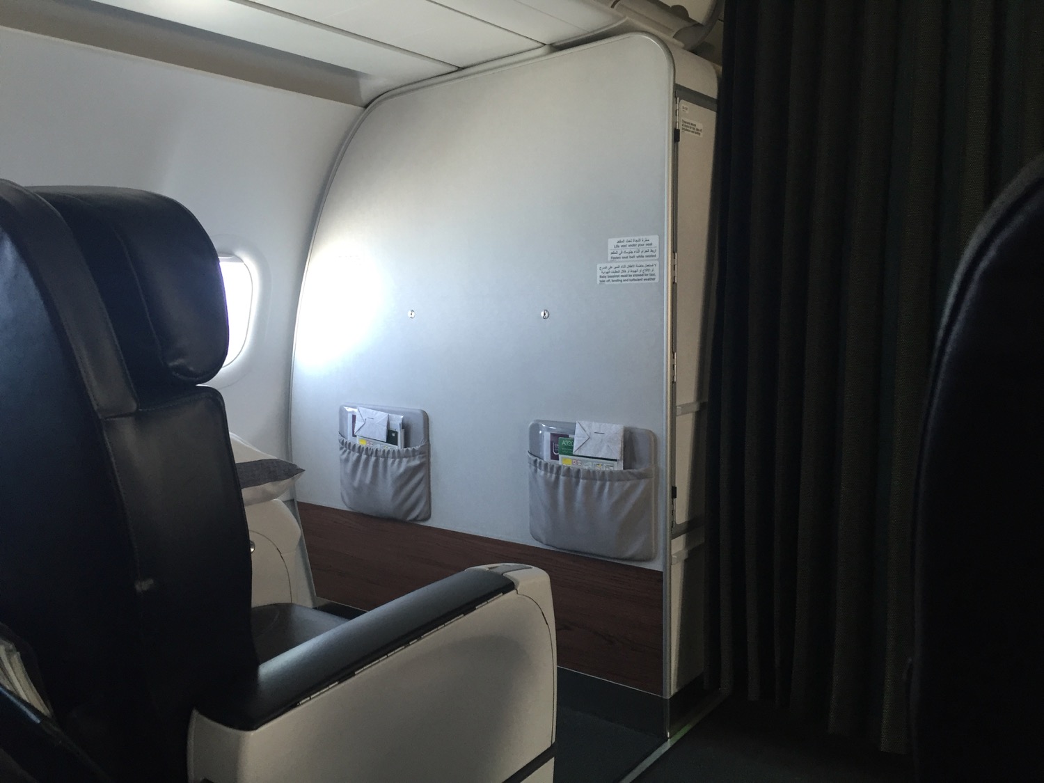 Review: Qatar Airways A320 Business Class Kuwait To Doha - Live and Let ...