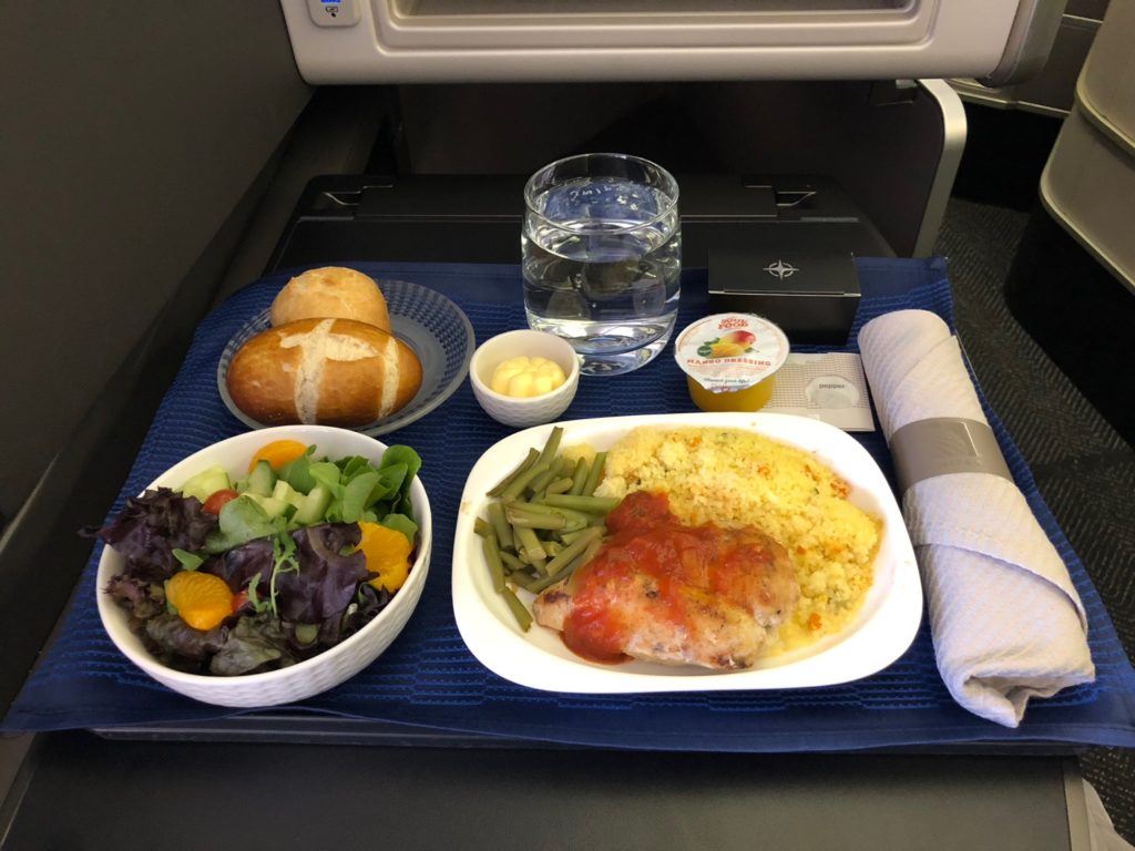 First Impressions: United Boeing 767-300 Polaris Class - Live and Let's Fly