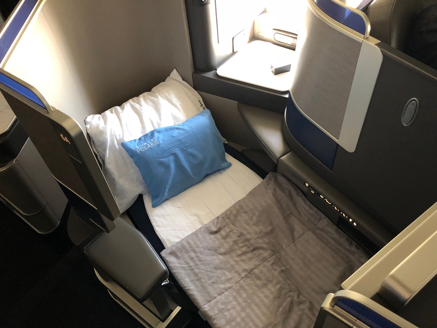 United Airlines Boeing 767 300 Business Class