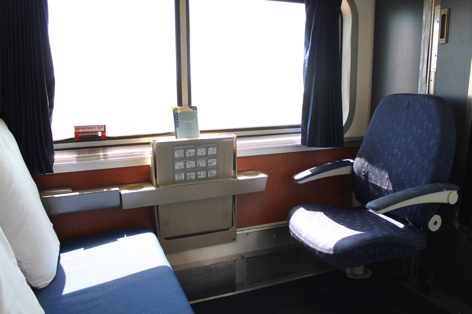 Review Amtrak Coast Starlight Superliner Bedroom Los Angeles To   Amtrak Coast Starlight Review 37 