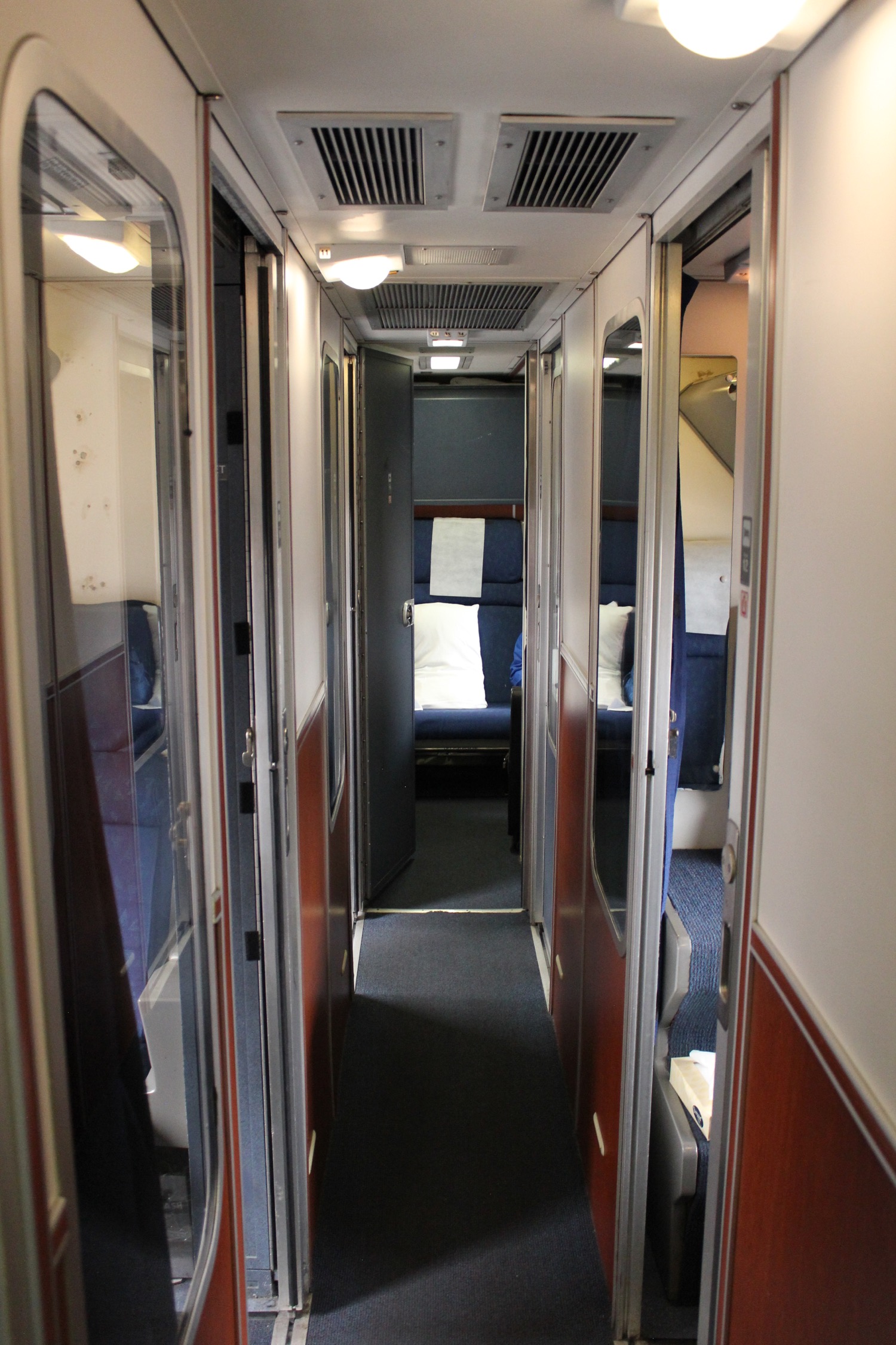 Review Amtrak Coast Starlight Superliner Bedroom Los Angeles To   Amtrak Coast Starlight Review 8 