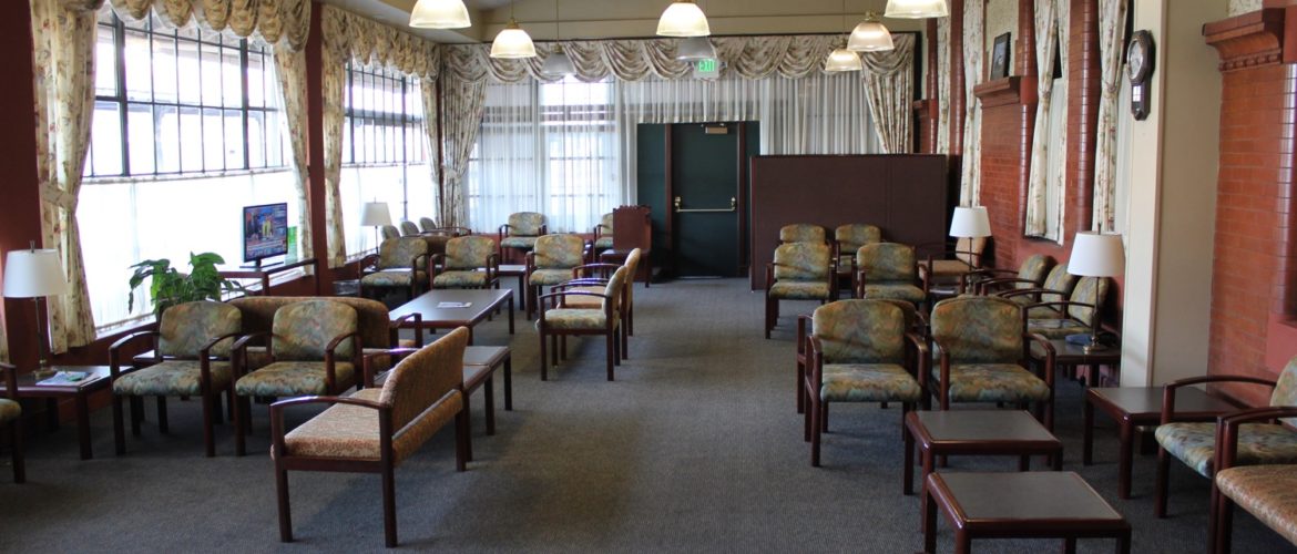 Amtrak Metropolitan Lounge Portland Review