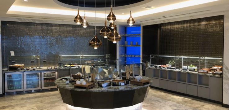 United Airlines Polaris Lounge Chicago Review