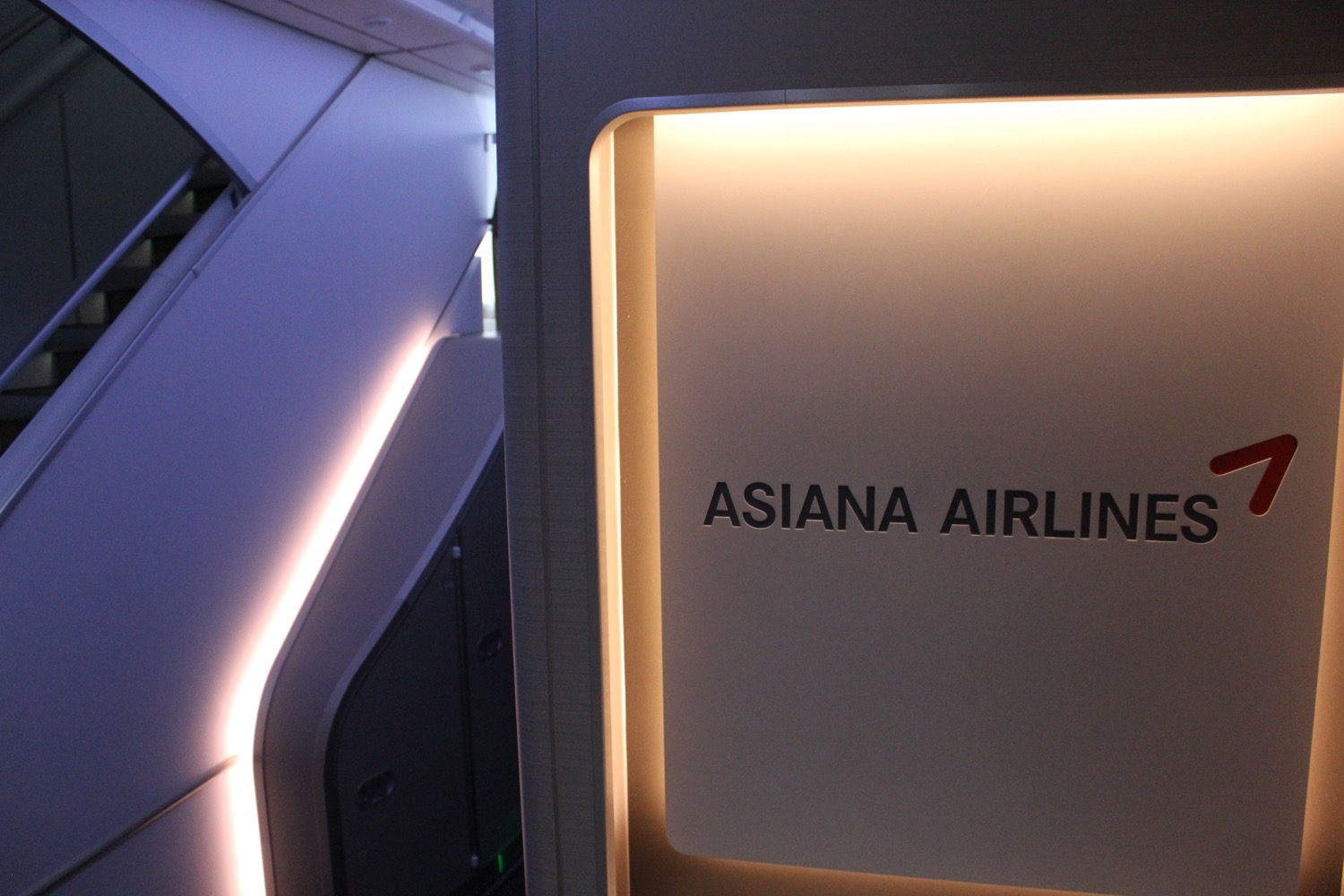 Review Asiana A380 First Class Seoul To Los Angeles Live And Lets Fly 4089