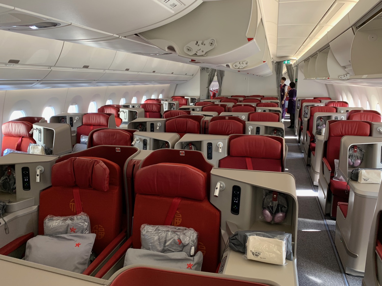 hong kong airlines cabin baggage