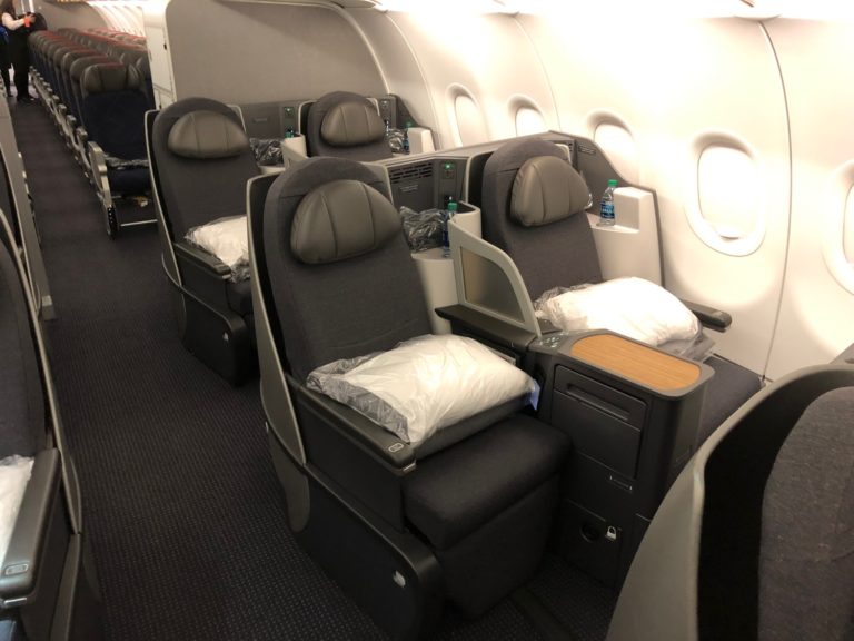 Review: American Airlines A321T Business Class New York To Los Angeles ...