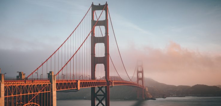 Golden Gate Bridge with a foggy sky