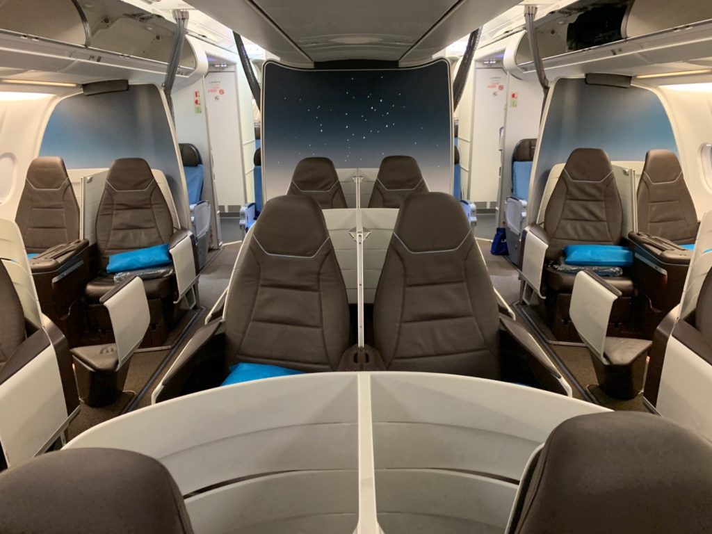 First Impressions Hawaiian Airlines A330 First Class Live and Let's Fly