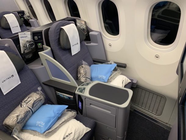 Review: United Airlines 787-9 Business Class Los Angeles To London ...