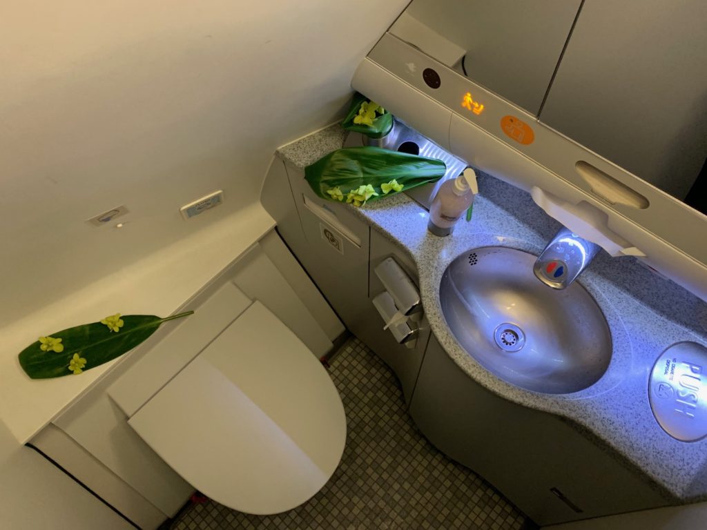 Review Hawaiian Airlines A330200 First Class Los Angeles To Honolulu