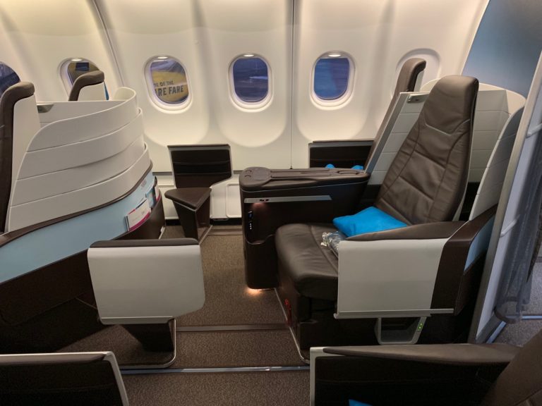 Review: Hawaiian Airlines A330-200 First Class Los Angeles To Honolulu ...