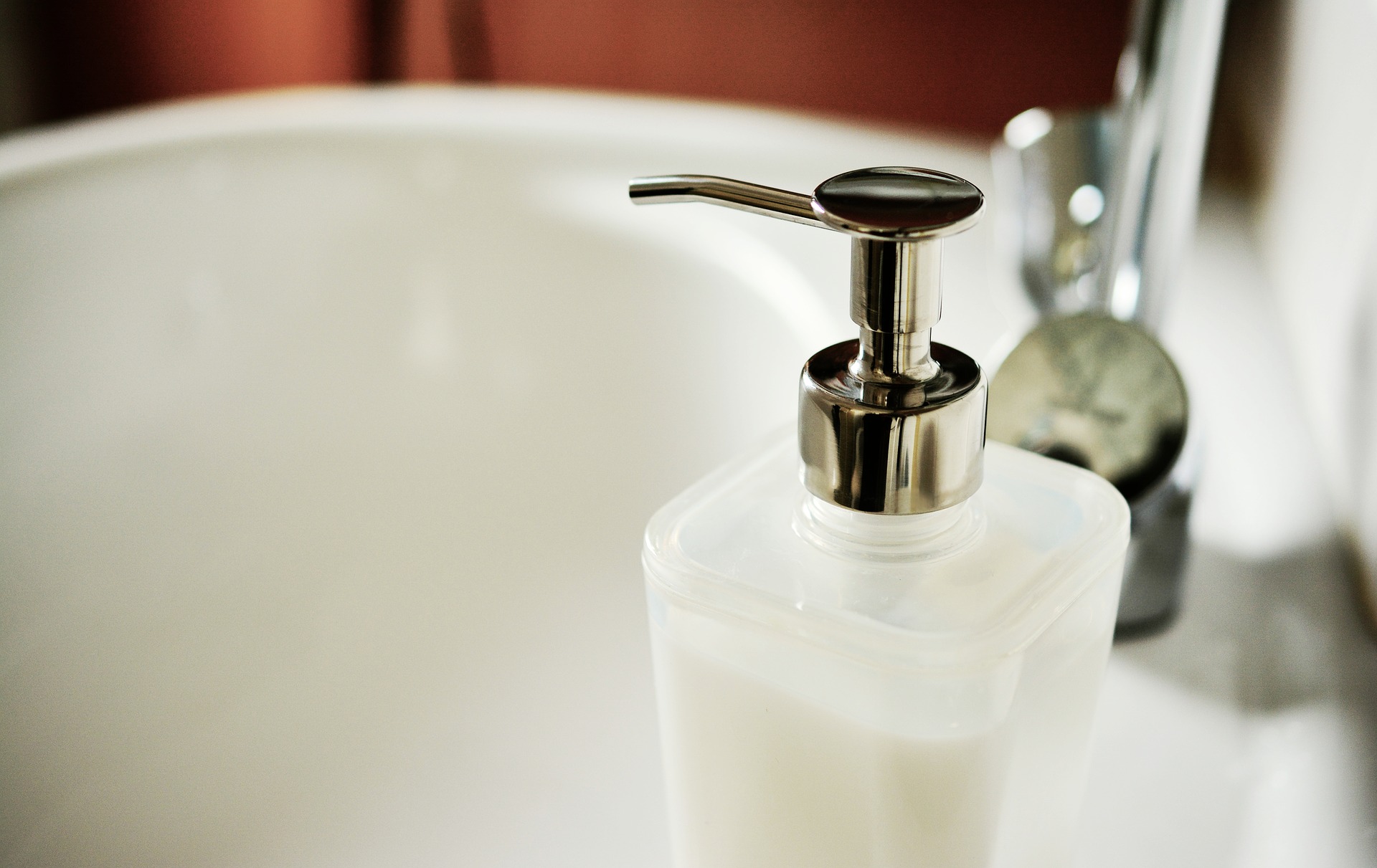 Would You Use Bulk Toiletry Dispensers At Hotels? - Live and Let's Fly