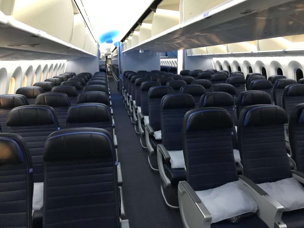 Review: United Airlines 787-9 Economy Class Los Angeles To London ...