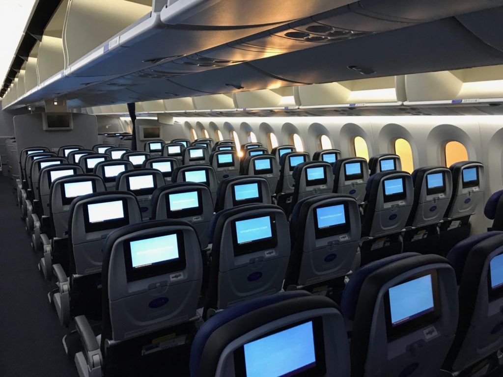 Review: United Airlines 787-9 Economy Class Los Angeles To London ...