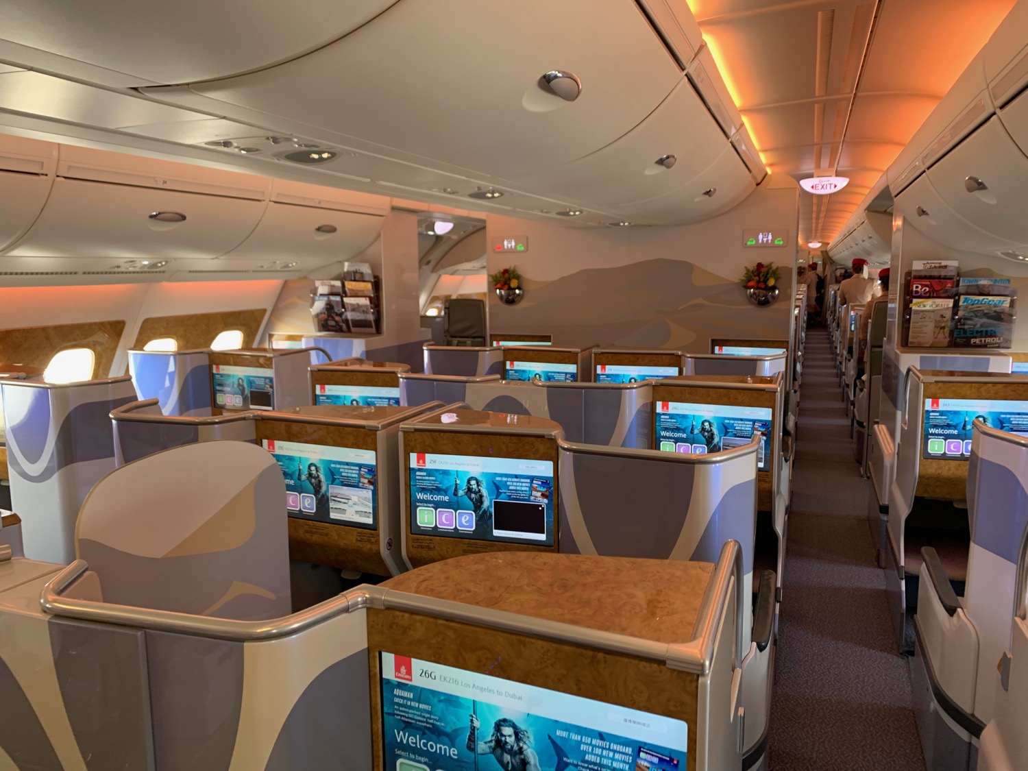 airbus a380 800 emirates business class seating plan