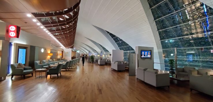 Emirates First Class Lounge B Concourse Review